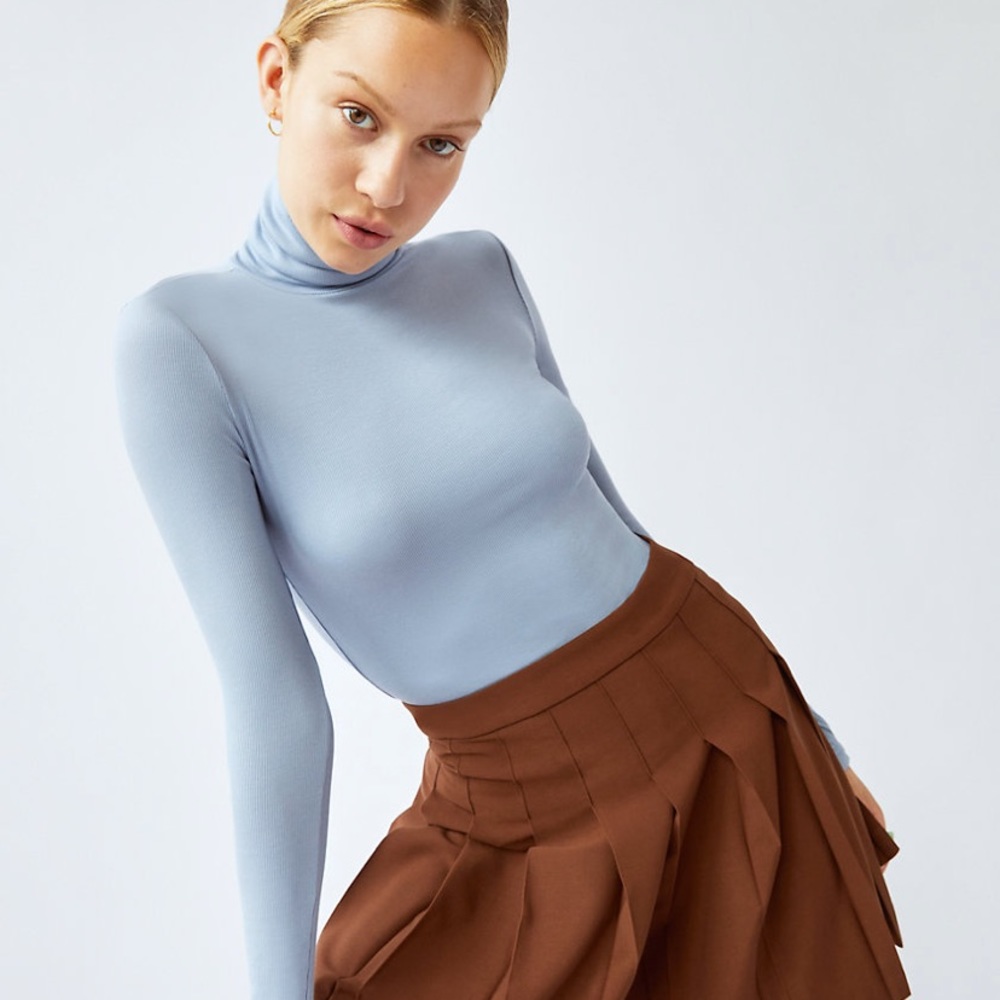 Aritzia Sunday Best Turtleneck